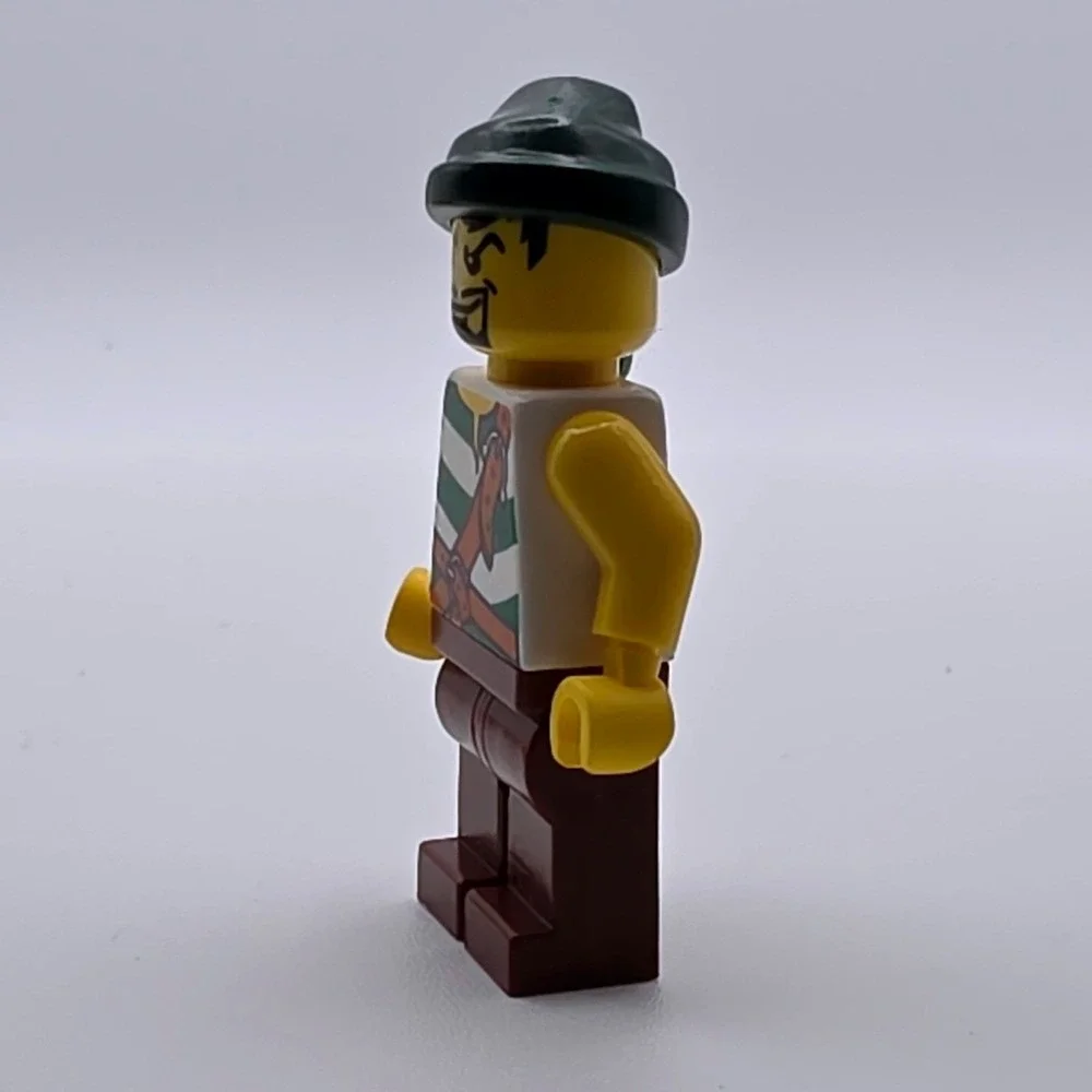 LEGO Pirates II Minifigure One Size Green Brown Excellent Condition Preowned Fig